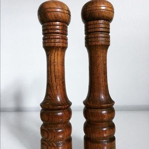 Vintage salt shaker and pepper grinder set